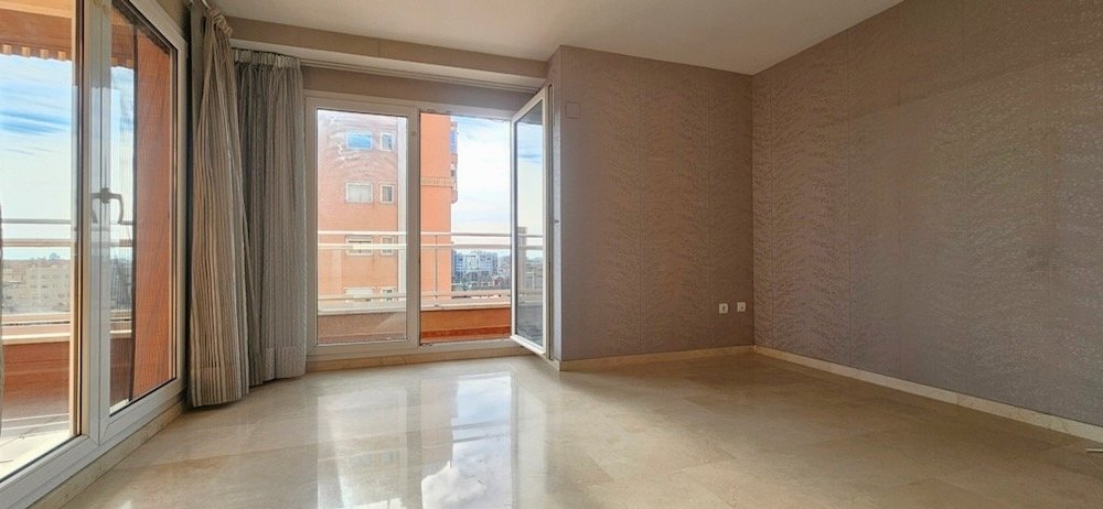 Property 2461 - Image 18